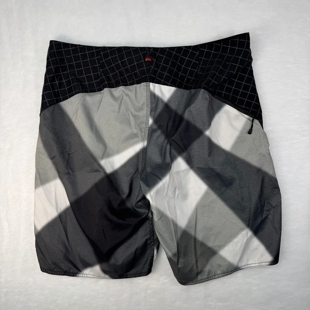 Vintage Quiksilver Neo Fly 2.0 Board Shorts Gray Plaid Surf Swim Men's 36 Y2K L